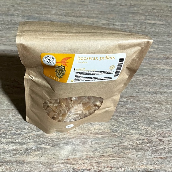 New Aromatics beeswax pallets - Picture 1 of 5